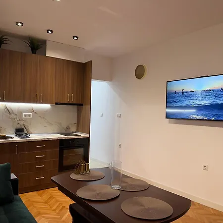 Apartament Elegant 2br In Center *